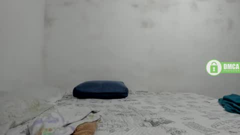 Danna online show from December 1, 8:36 pm