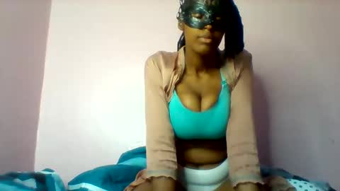 Snapshot of shanizzz chatting on February 14, 6:37 pm shanizz online show from February 14, 6:37 pm