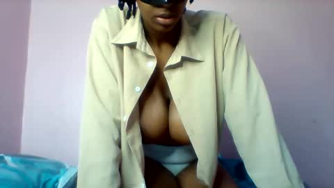 Snapshot of shanizzz chatting on March 4, 6:58 pm shanizz online show from March 4, 6:58 pm