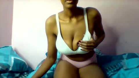 Snapshot of shanizzz chatting on March 20, 10:03 pm shanizz online show from March 20, 10:03 pm