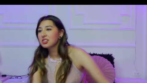 ShannonBannks online show from May 31, 5:31 pm
