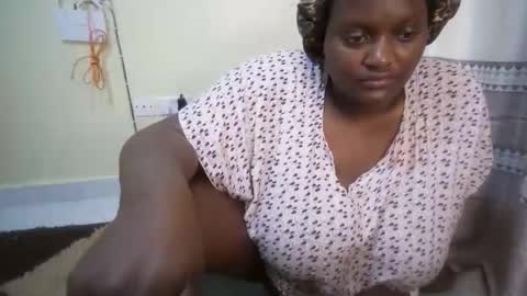 Snapshot of shanny_123 chatting on November 16, 11:05 am shanny_123 online show from November 16, 11:05 am