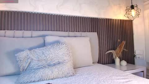 SHANON online show from February 18, 6:59 pm