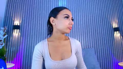 SHANON online show from April 13, 7:08 pm