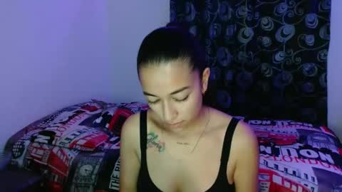 shantal_d03 online show from February 24, 3:33 am