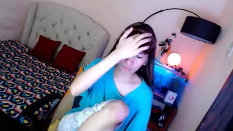 SHANTA FOX  s online show from October 16, 4:41 pm