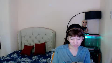 SHANTA FOX  s online show from April 1, 12:00 am