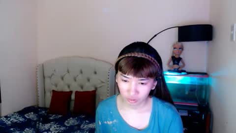 SHANTA FOX  s online show from April 14, 1:06 pm