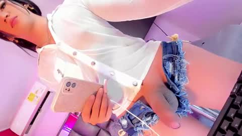Shantal girls online show from January 5, 8:42 pm