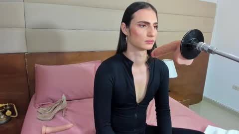  Shantall  online show from February 5, 3:55 am