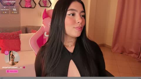 Snapshot of shantall_vidales chatting on February 15, 4:47 am online show from February 15, 4:47 am