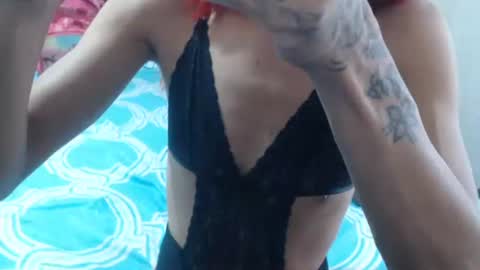 Snapshot of shantalys_beauty_queen chatting on December 14, 4:45 pm Shantalys online show from December 14, 4:45 pm