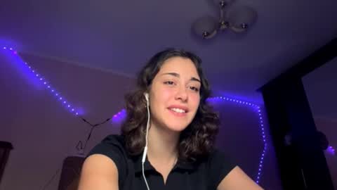 Snapshot of shantellemagnotta chatting on October 29, 9:16 pm Shantel online show from October 29, 9:16 pm