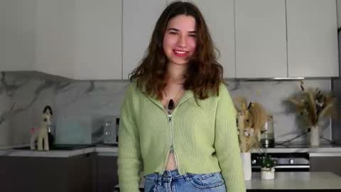 Ivy online show from October 11, 1:27 am