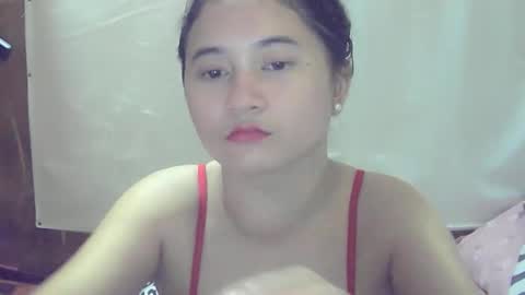 Snapshot of share_rhea chatting on April 13, 2:22 pm Kah online show from April 13, 2:22 pm