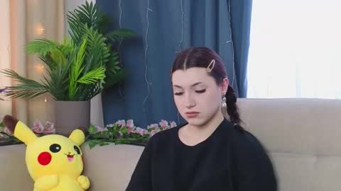 Snapshot of sharlacummer chatting on November 19, 8:58 am Ashley online show from November 19, 8:58 am