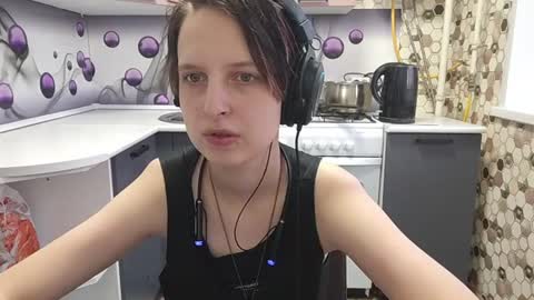 Snapshot of sharleenyodis chatting on July 11, 5:15 pm Sara online show from July 11, 5:15 pm