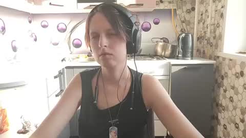 Snapshot of sharleenyodis chatting on July 15, 2:22 pm Sara online show from July 15, 2:22 pm