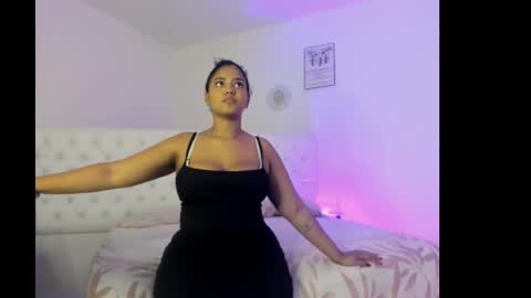 Sharlot online show from November 28, 12:19 pm