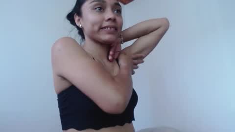 Snapshot of sharon_sexy__ chatting on October 31, 7:37 pm sharon_sexy__ online show from October 31, 7:37 pm
