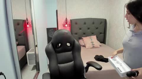 M A G N O  online show from October 10, 7:35 pm