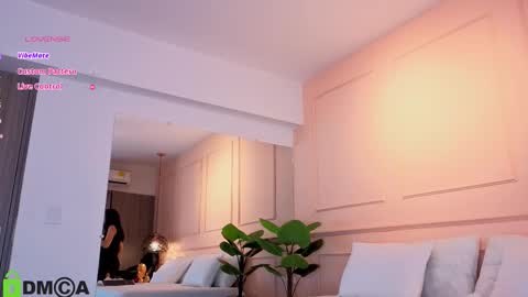 Sharon online show from November 25, 4:01 am