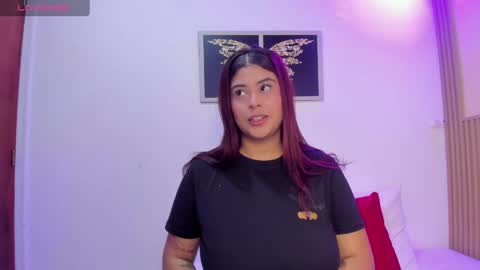 sharonscothh online show from April 15, 9:15 pm