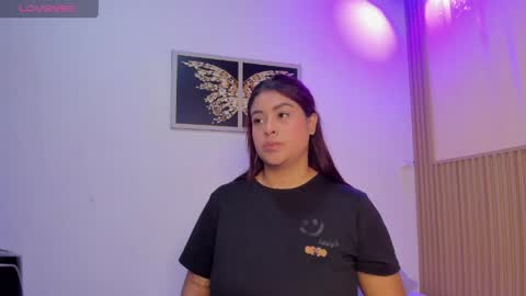 sharonscothh online show from April 20, 7:48 pm