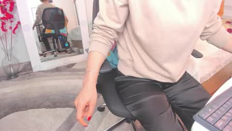 Sharon online show from December 21, 11:50 am