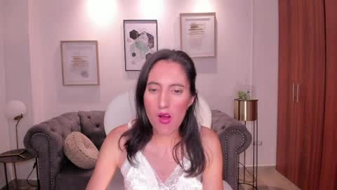 Snapshot of shary_leon_ chatting on March 30, 9:16 pm shary_leon_ online show from March 30, 9:16 pm