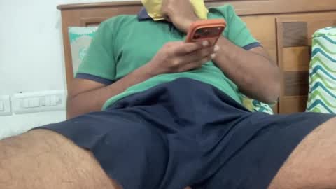 Snapshot of shash2014 chatting on June 2, 4:20 pm Shashii online show from June 2, 4:20 pm