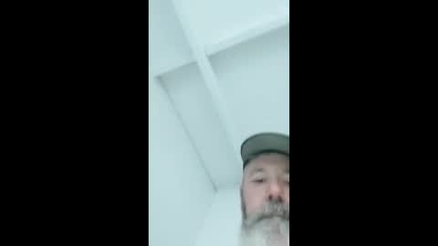 Snapshot of shaunhosking3 chatting on December 23, 6:11 am shaunhosking3 online show from December 23, 6:11 am