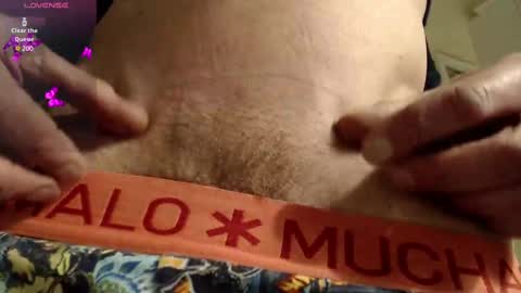 Snapshot of shavingaddict chatting on March 2, 7:23 pm Pioux online show from March 2, 7:23 pm