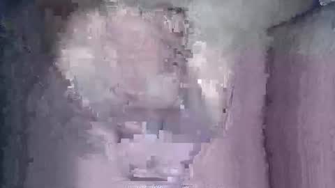 Snapshot of shawnkums chatting on December 2, 1:44 am Shawn online show from December 2, 1:44 am