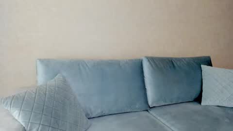 Snapshot of shawty_sue chatting on December 21, 12:18 am Sue online show from December 21, 12:18 am