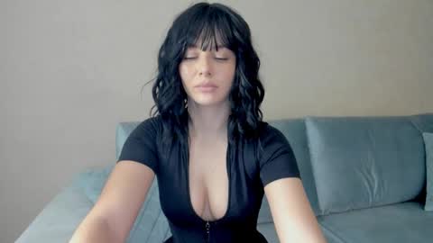 Snapshot of shawty_sue chatting on December 22, 7:55 pm Sue online show from December 22, 7:55 pm