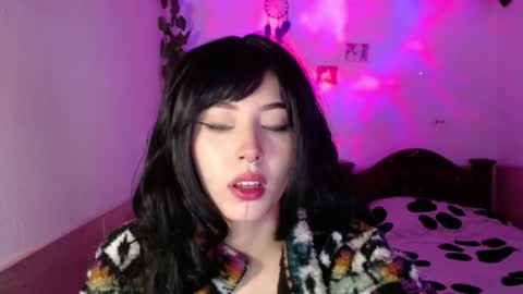 Shayla 3 online show from December 22, 10:34 am