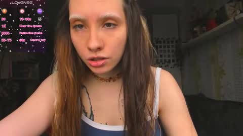 Snapshot of shaylee_blossom chatting on March 13, 6:42 am Shaylee online show from March 13, 6:42 am