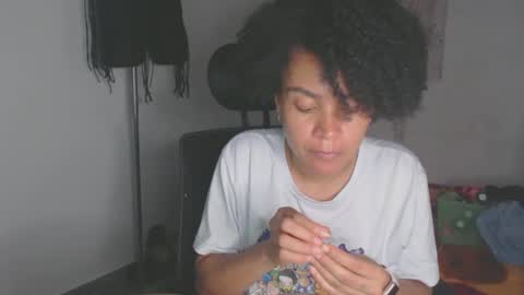 Shayna online show from March 27, 7:36 am