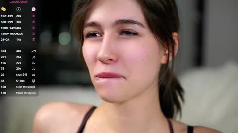 Tessa online show from October 21, 3:13 pm