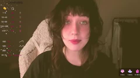 Snapshot of sheeny_shy chatting on September 16, 4:52 pm Chiara online show from September 16, 4:52 pm