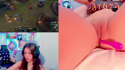 Snapshot of sheery_ chatting on March 9, 10:52 pm Sheery online show from March 9, 10:52 pm