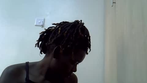 shees_sweet online show from May 12, 1:08 pm