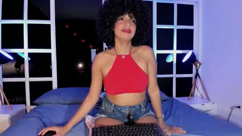 sheeylopez online show from February 20, 3:36 am