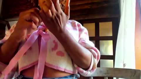 Sheila Makano online show from June 9, 9:37 pm