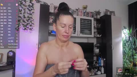 Sheila GMT 2 Tuesday Wednesday Friday Saturday Sunday- 8  5  online show from February 28, 4:57 am