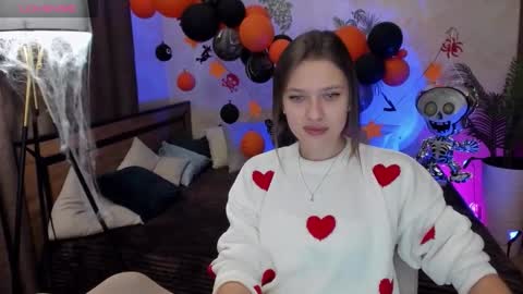 Alexis online show from November 3, 8:48 am