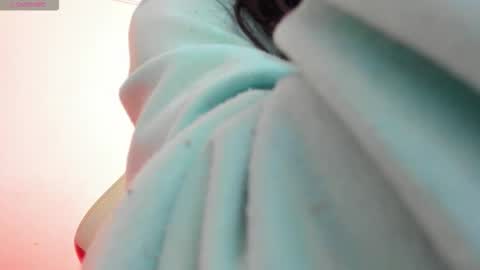 Snapshot of sheilly_brown chatting on November 23, 6:41 pm sheilly_brown online show from November 23, 6:41 pm