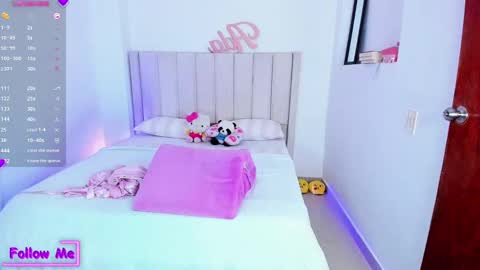 Danna   online show from January 8, 5:48 am