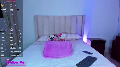 Danna   online show from December 5, 4:10 am